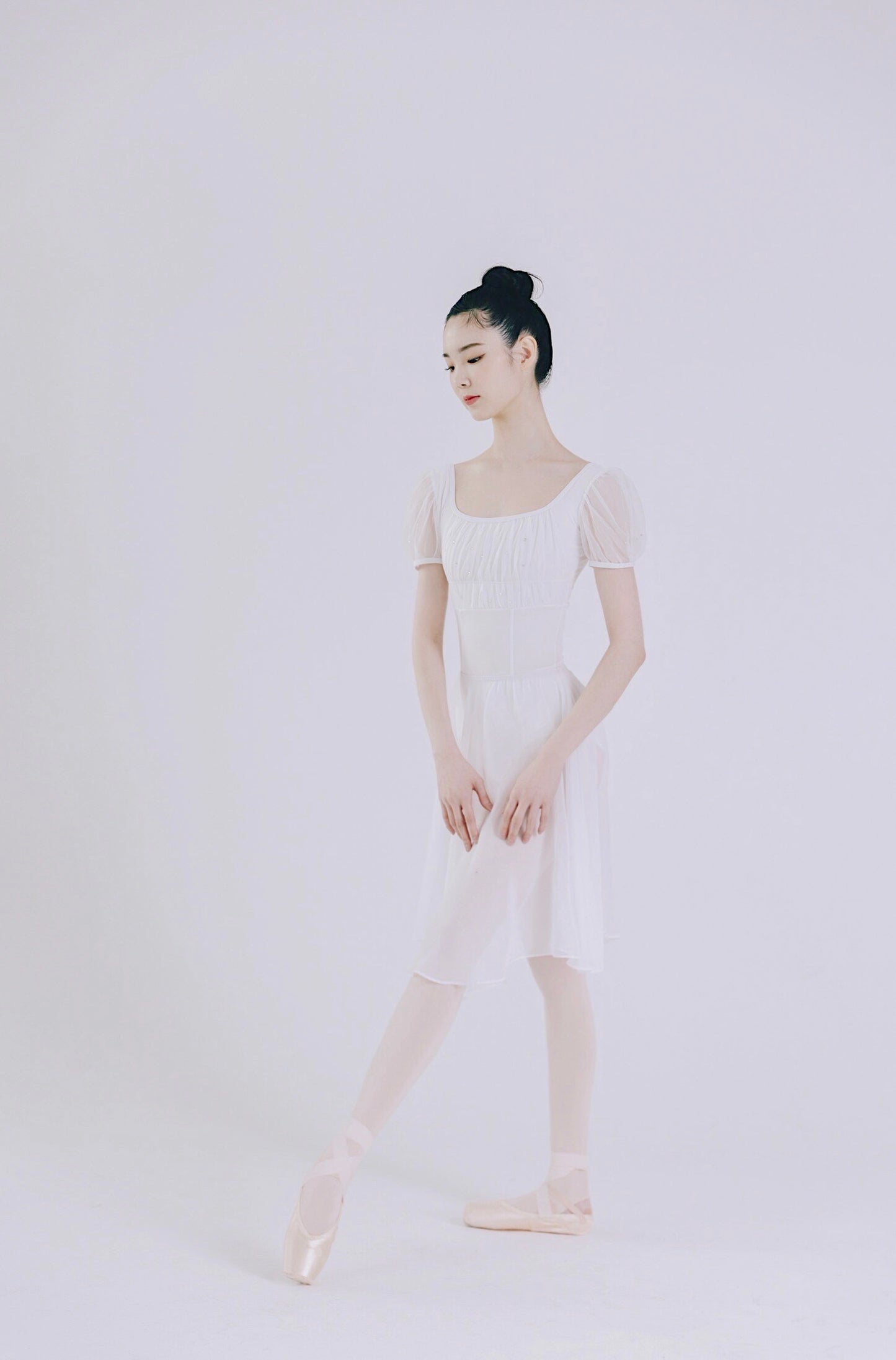 Daphne Leotard White [Ode on Tutu]