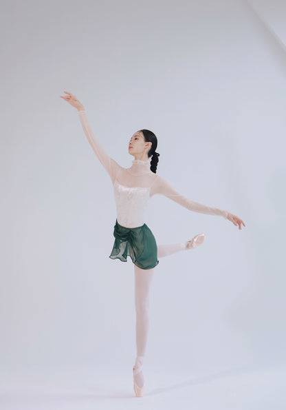 Noel Skirt [Ode on Tutu]