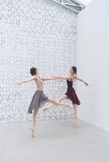 Rabbit Hole Skirt [Ode on Tutu]