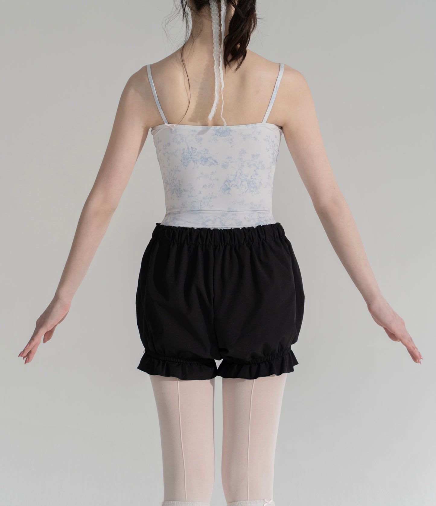 10% OFF Bebe Shorts Black [Ode on Tutu]