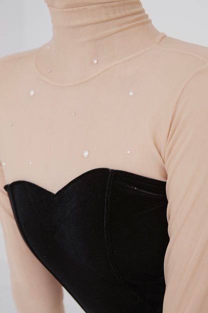 Elizabeth Leotard Black [Ode on Tutu]