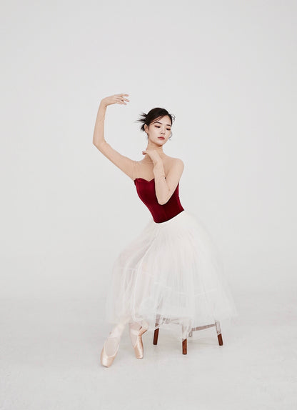 Elizabeth Leotard Red [Ode on Tutu]