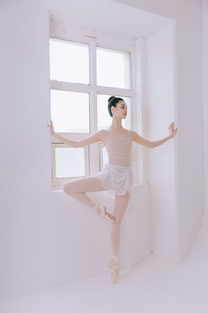 Blanc Skirt [Ode on Tutu]