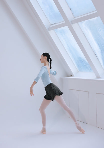 Jete Shorts Charcoal [Ode on Tutu]