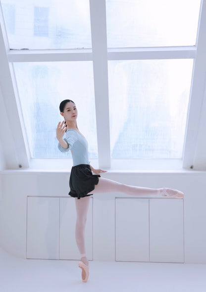 Jete Shorts Charcoal [Ode on Tutu]