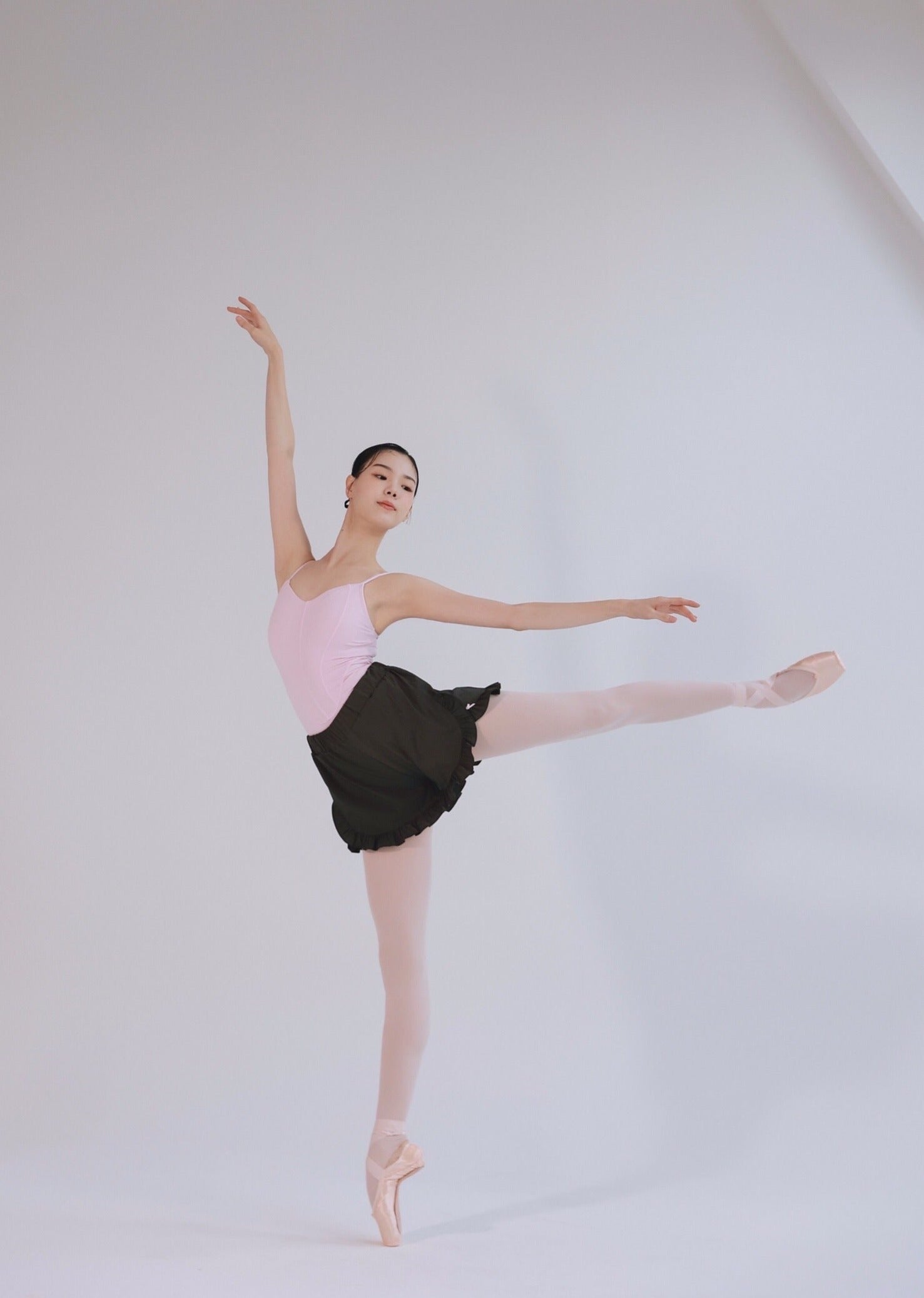OdeontutuバレエショートパンツJete shorts Sサイズ Jete Shorts Brown [Ode on Tutu]