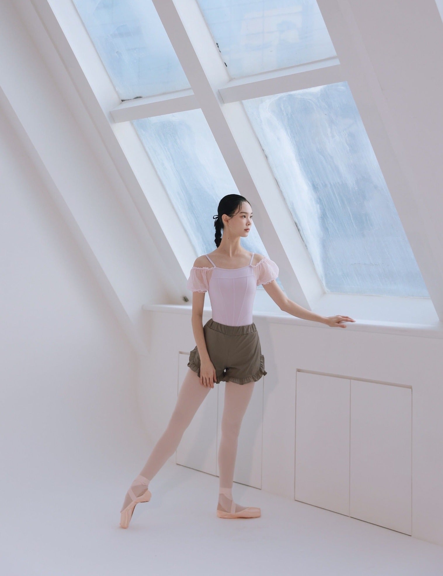 OdeontutuバレエショートパンツJete shorts Sサイズ Jete Shorts Brown [Ode on Tutu]