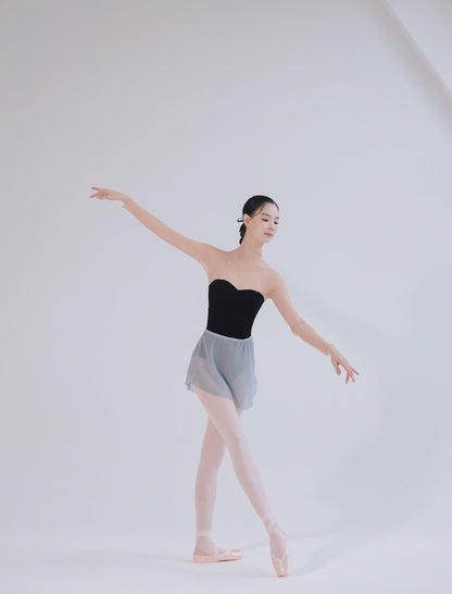 Elizabeth Leotard Black [Ode on Tutu]