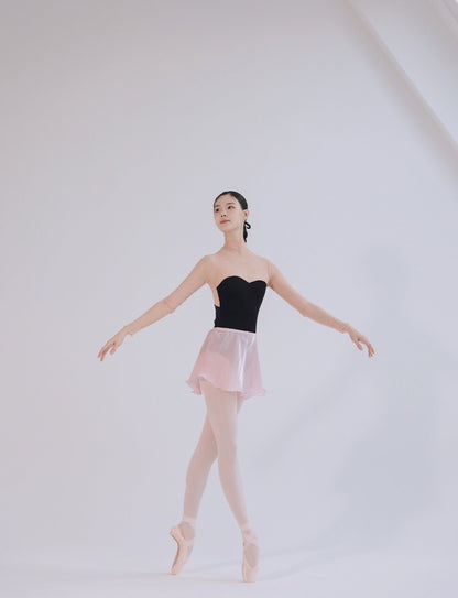 Elizabeth Leotard Black [Ode on Tutu]