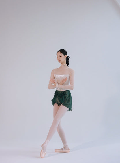 Noel Skirt [Ode on Tutu]