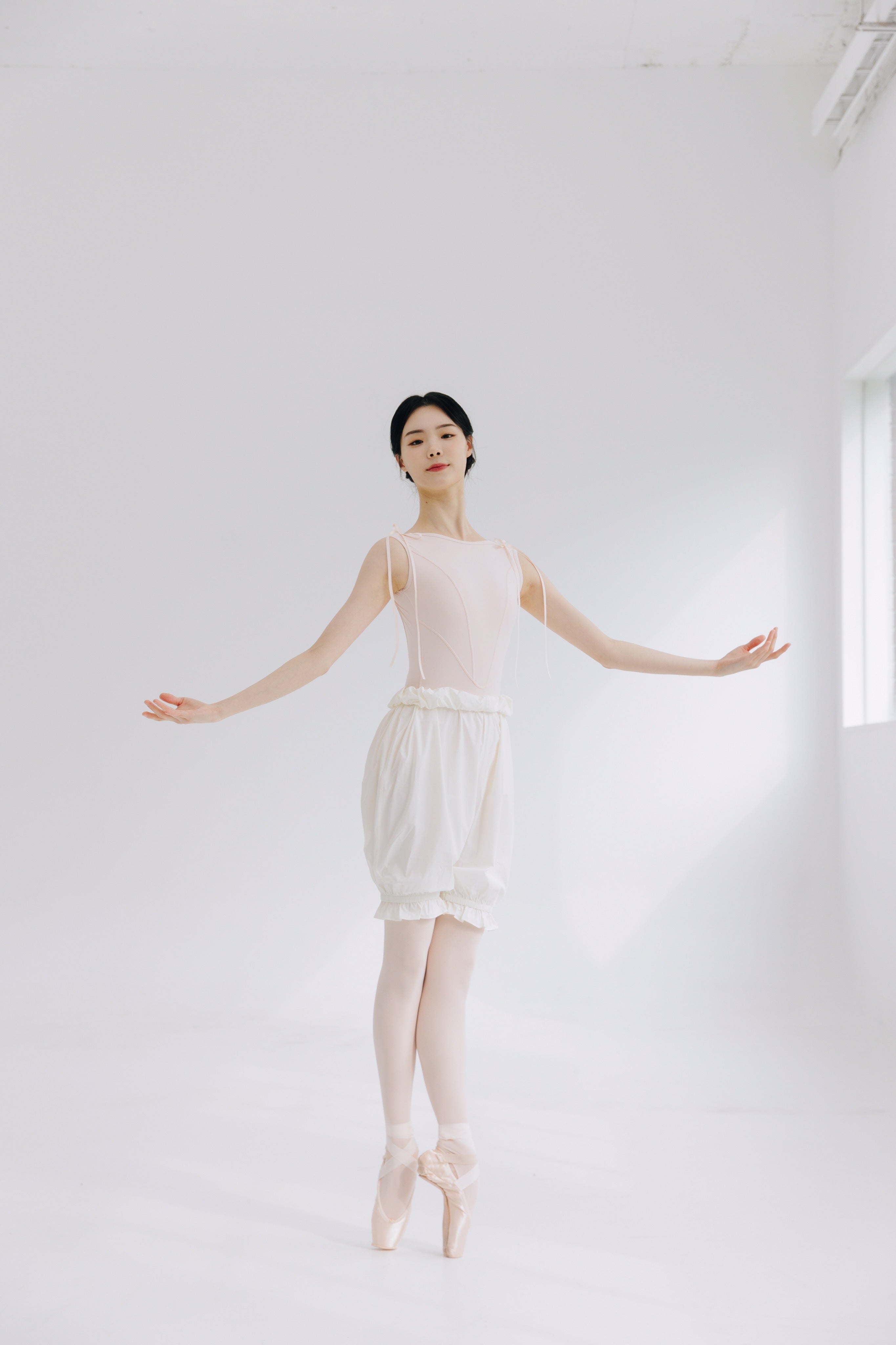Pointe Shoes — Leotard | Ode on Tutu