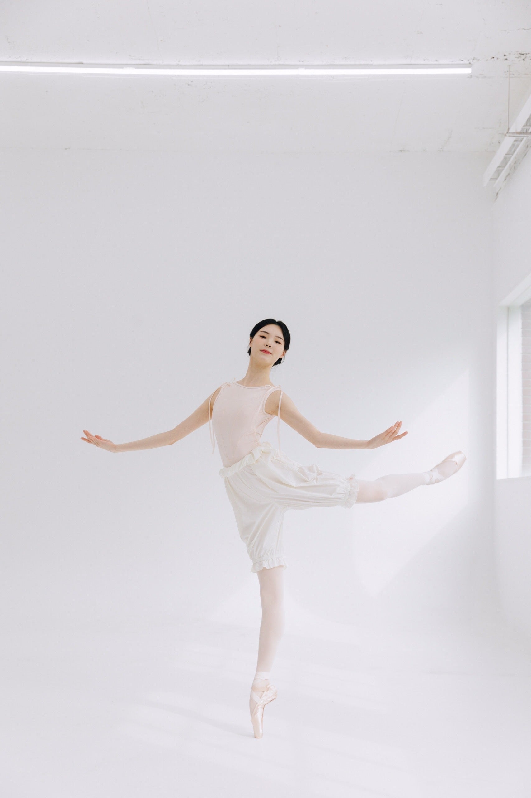 パンツ house on the hill parent pants ballet Pants (Ballet) | House on the Hill