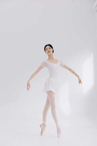 10% OFF Daphne Leotard White [Ode on Tutu]