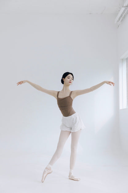 Jete Shorts Blanc [Ode on Tutu]