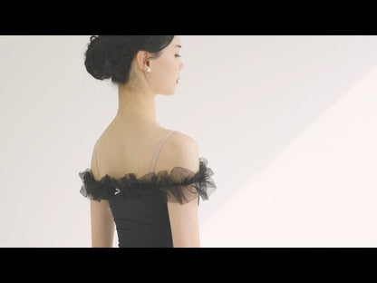 Anna Leotard [Ode on Tutu]