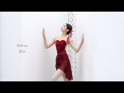 Alice Leotard [Ode on Tutu]